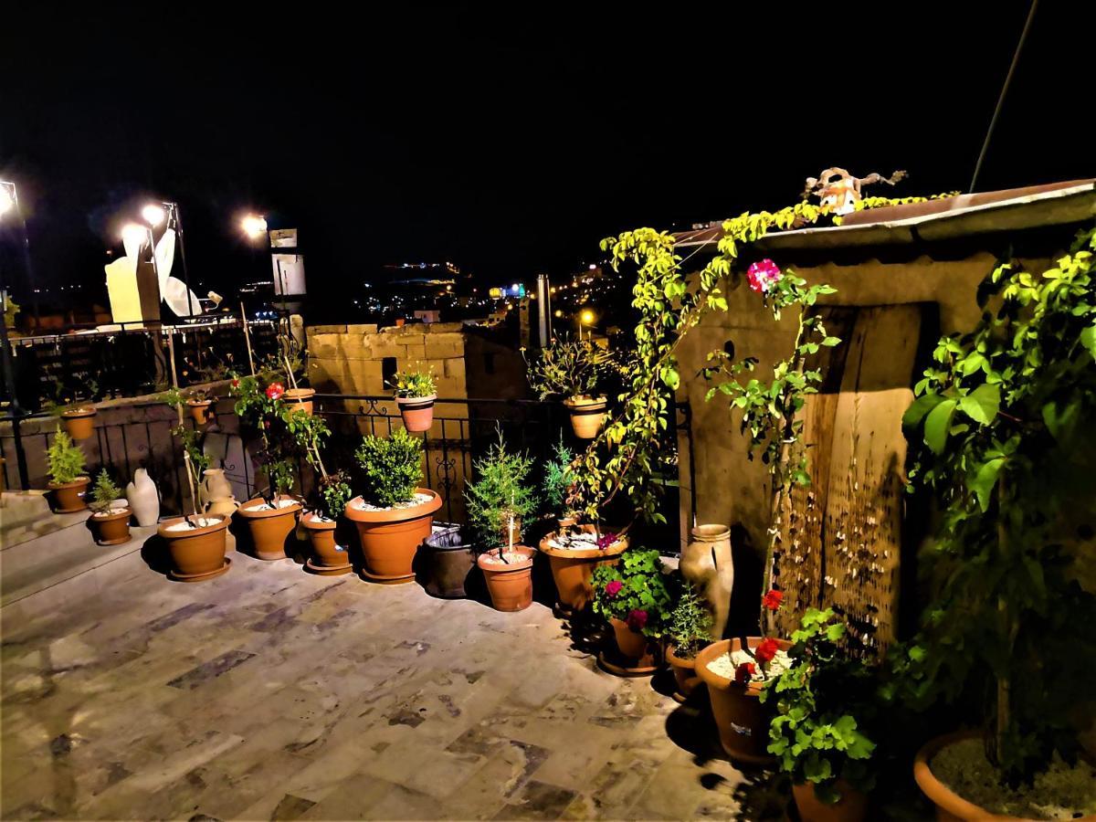Hotel Larissa Cave
