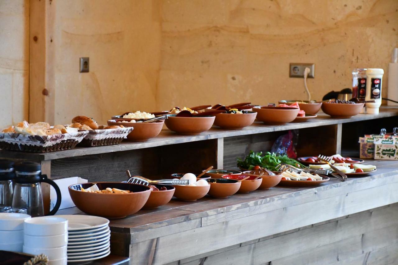 Larissa Cave Hotel